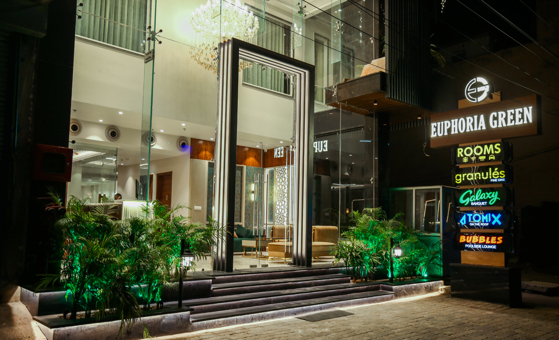 HOTEL EUPHORIA GREEN 
